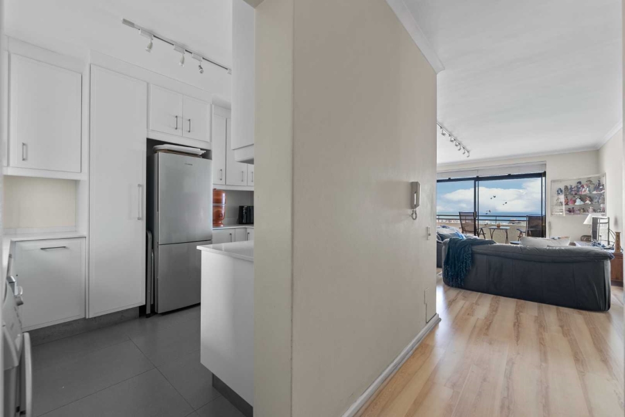 3 Bedroom Property for Sale in Sea Point Western Cape